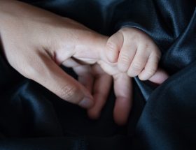 entdecken sie wertvolle ratschläge und strategien für eine liebevolle und effektive kindererziehung. unsere ressourcen helfen eltern, die herausforderungen des familienlebens zu meistern und eine starke bindung zu ihren kindern aufzubauen.