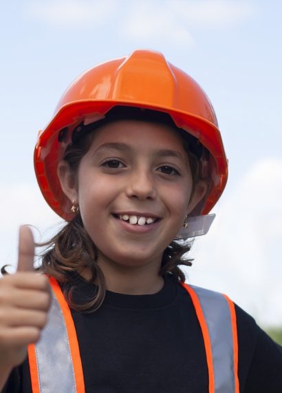 entdecken sie wichtige tipps und ressourcen zur kindersicherheit. schützen sie ihre kleinen vor gefahren und schaffen sie eine sichere umgebung für ihr spiel und wachstum.